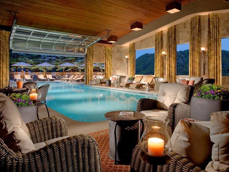 The At Hole Lodge *